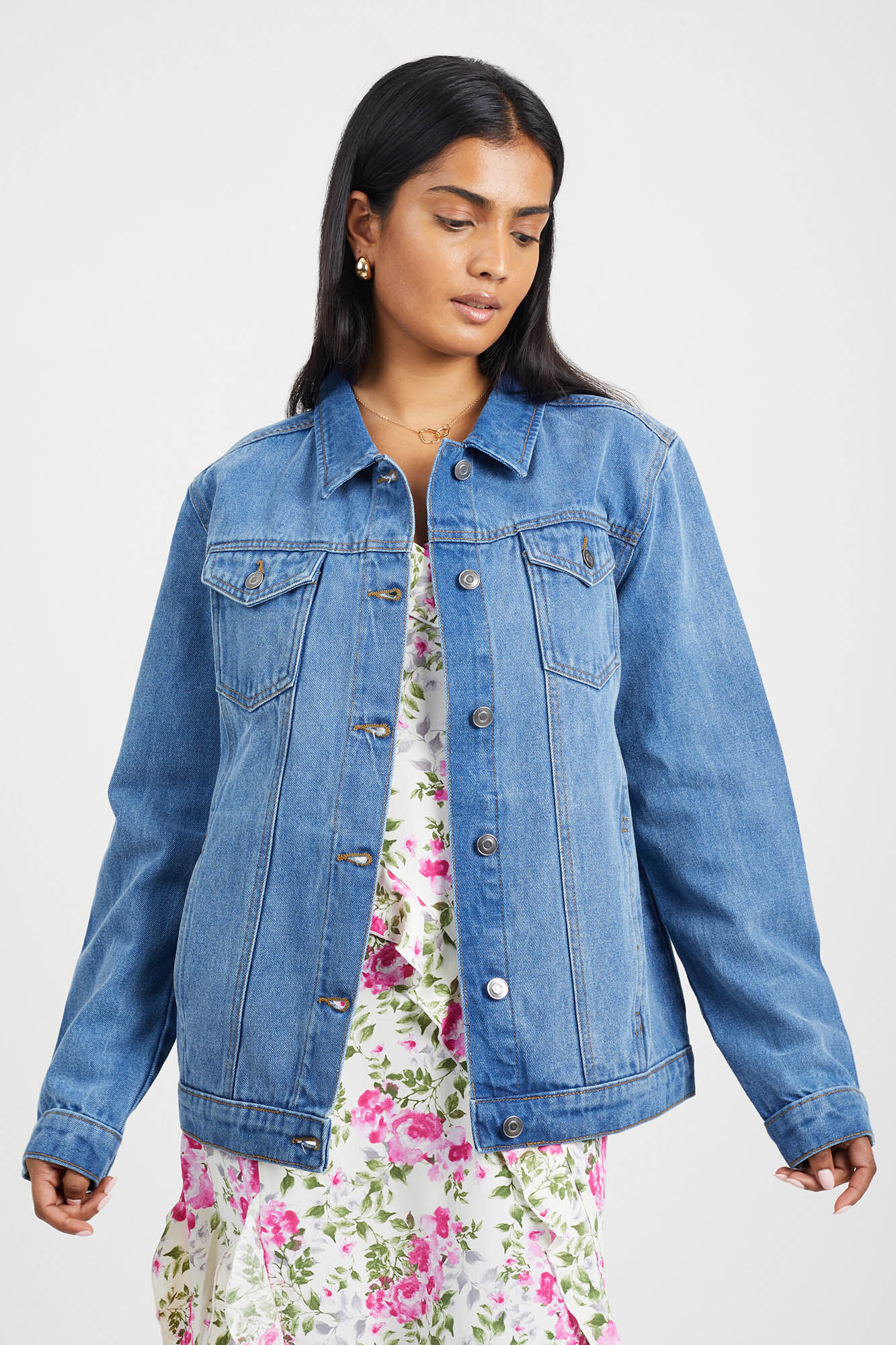 chaqueta-vaquera-oversize-690prl-1.jpg